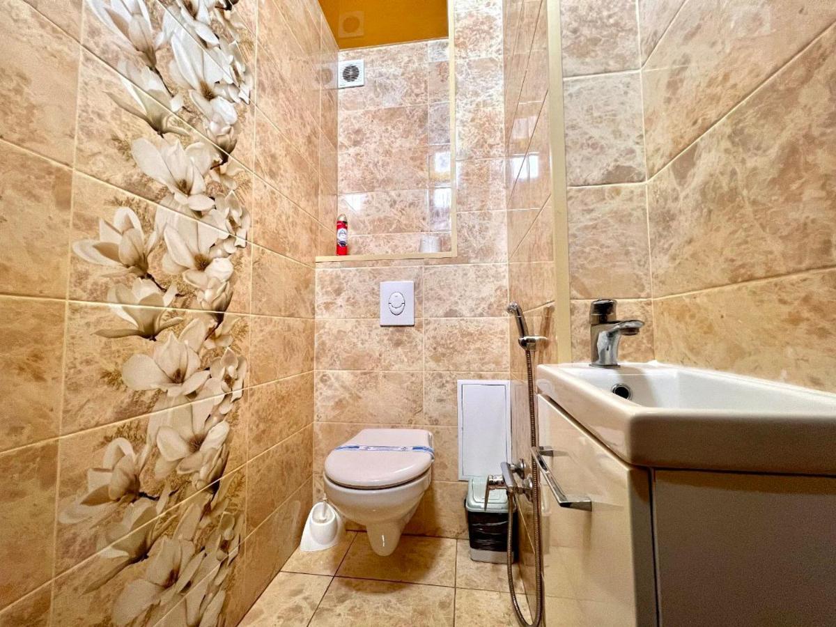 Apartpoltava Двокімнатні Апартаменти, До 6 Спальних Місць, Кутова Ванна, Корпусний Парк, Документи Для Відрядження Extérieur photo
